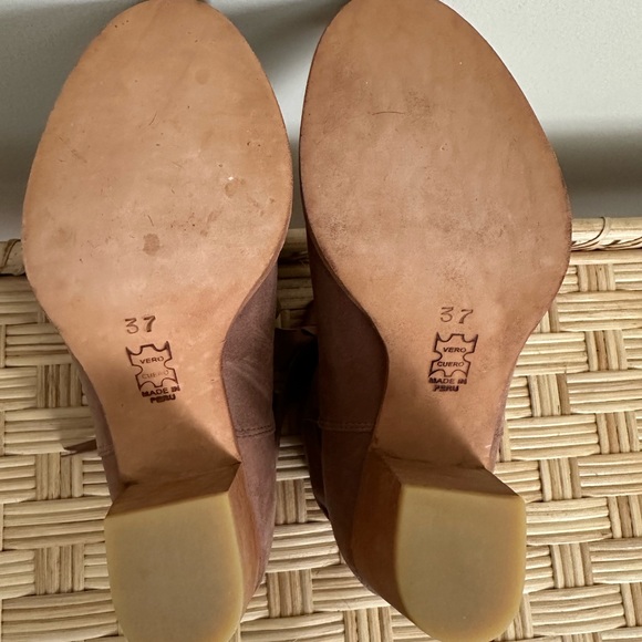 NWOT Huma Blanco pink suede leather booties 37. - Picture 5 of 5